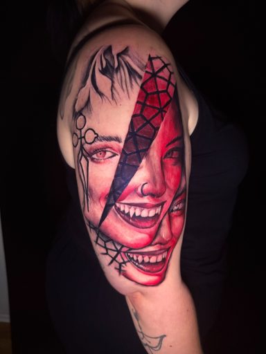 Realistische Köpfe mit Geometrie